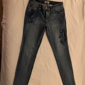 ZANADI Women's Tapered leg Jeans, Size 8